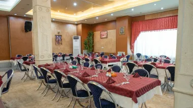 هتل بین المللی پرسپولیس شیراز - رستوران