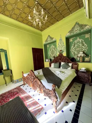 هتل داروش شیراز - اتاق 2 تخته (1 تخت 2 نفره)