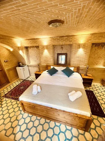 هتل بوتیک شمس الملوک شیراز - اتاق 2 تخته (1 تخت 2 نفره)