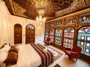 هتل بوتیک شمس الملوک شیراز - اتاق 2 تخته (1 تخت 2 نفره)