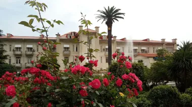 هتل پارسیان رامسر - نمای بیرونی 