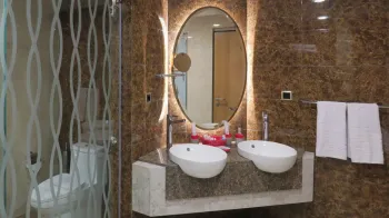 هتل پارسیان رامسر - سرویس بهداشتی و حمام