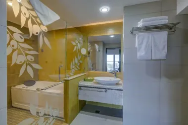 هتل پارسیان رامسر - سرویس بهداشتی و حمام 