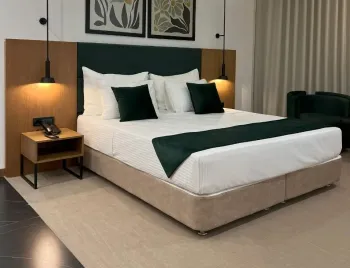 هتل سیزنز اصفهان - اتاق 2 تخته (1 تخت 2 نفره)