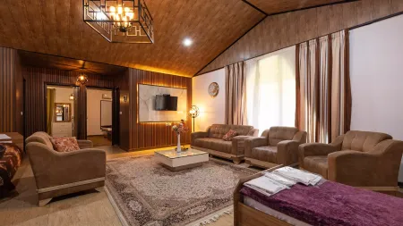 هتل بهشت تالاب بندر انزلی - نمای اتاق