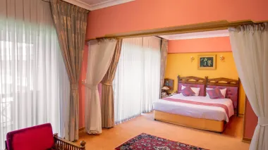 هتل عباسی اصفهان - اتاق 2 تخته (1 تخت 2 نفره)