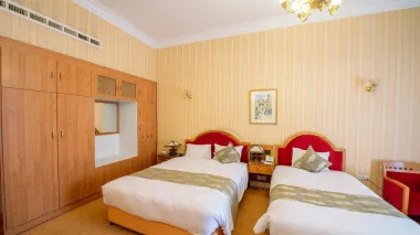 هتل عباسی اصفهان - اتاق 3 تخته (1 تخت 2 نفره)