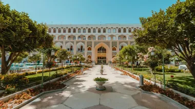 هتل عباسی اصفهان - نمای بیرونی 