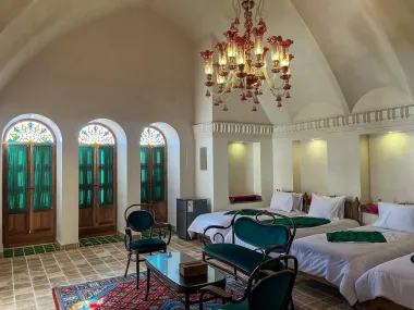 اقامتگاه سنتی خانه مرشدی کاشان - نمای اتاق