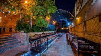 هتل امیر کبیر کاشان - نمای بیرونی 