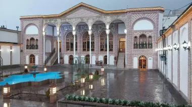هتل بوتیک عمارت میرزا مهدی فراش باشی تبریز - نمای بیرونی 
