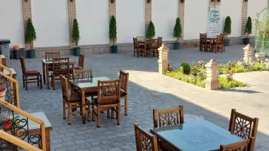 هتل بوتیک عمارت میرزا مهدی فراش باشی تبریز - نمای محوطه