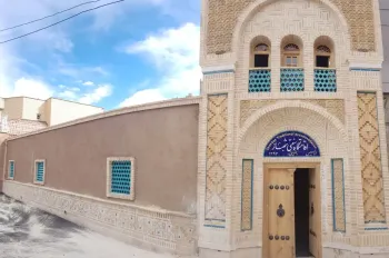 اقامتگاه سنتی شهباز کرمان - نمای بیرونی 