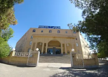 هتل گواشیر کرمان - نمای بیرونی 