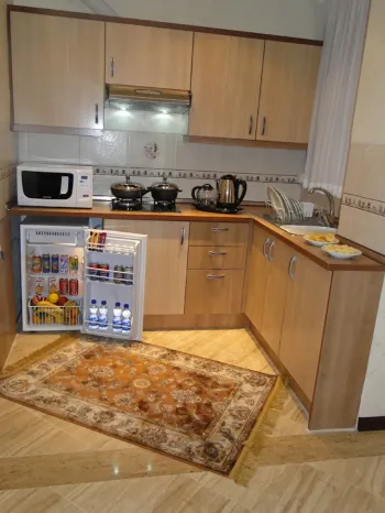 هتل آپارتمان مهرگان تهران - آشپزخانه