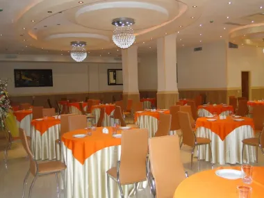 هتل آپارتمان مهرگان تهران - رستوران