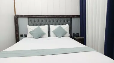 هتل سعدی تهران - اتاق 2 تخته (1 تخت 2 نفره)