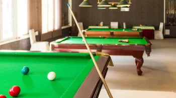 هتل المپیک تهران - میز بیلیارد