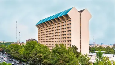 هتل بین المللی لاله تهران - نمای بیرونی 