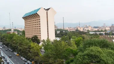 هتل بین المللی لاله تهران - نمای بیرونی 