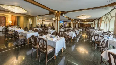 هتل بین المللی لاله تهران - رستوران