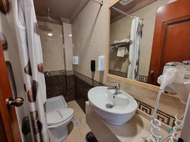 هتل کارون تهران - سرویس بهداشتی و حمام