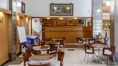 هتل آفتاب شرق کیش - کافی شاپ