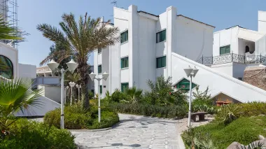 هتل تماشا کیش - نمای بیرونی