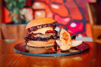 هتل کوروش کیش - منو غذایی