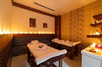 هتل کوروش کیش - اتاق ماساژ