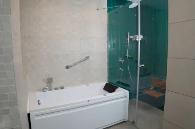 هتل بوتیک ایرمان قشم - سرویس بهداشتی و حمام