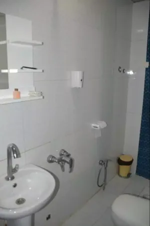 هتل توس قشم - سرویس بهداشتی و حمام