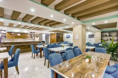 هتل رخسار قشم - رستوران