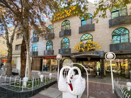 هتل طوطیا اصفهان - نمای بیرونی