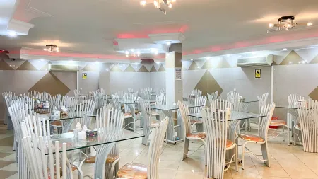 هتل طوطیا اصفهان - رستوران