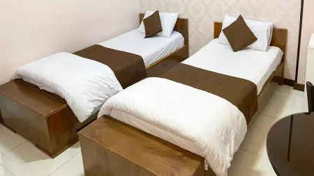 هتل جام فیروزه اصفهان - اتاق 2 تخته (2 تخت 1 نفره)