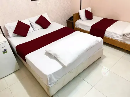 هتل جام فیروزه اصفهان - اتاق 3 تخته (1 تخت 2 نفره 1 تخت 1 نفره)