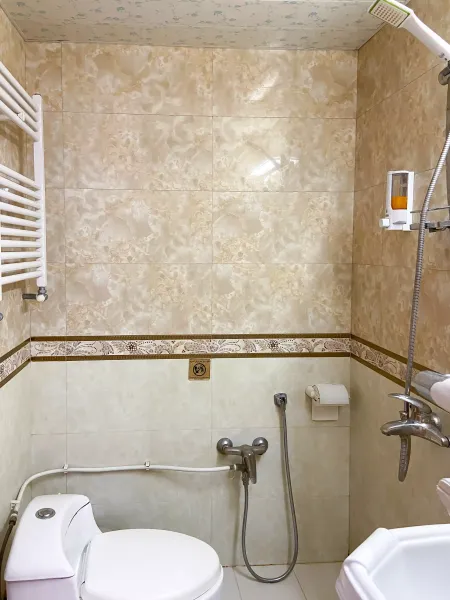 هتل جام فیروزه اصفهان - سرویس بهداشتی و حمام