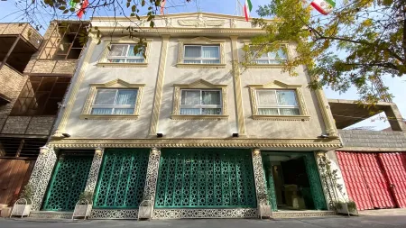 هتل آوا پلاس اصفهان - نمای بیرونی 