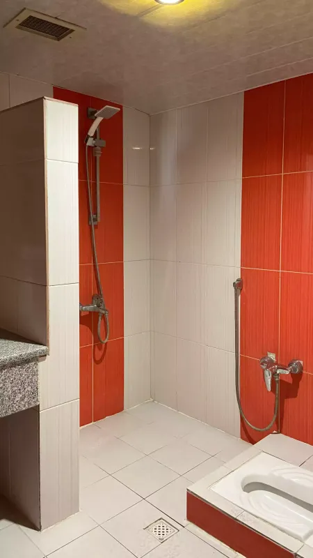 هتل کاوه اصفهان - سرویس بهداشتی و حمام 