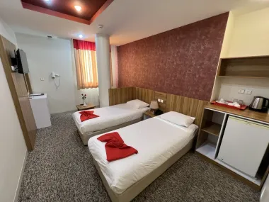 هتل المپیک قم - اتاق 2 تخته (2 تخت 1 نفره)