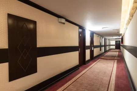 هتل کریمه قم - راهرو