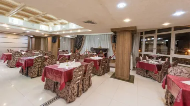 هتل خورشید قم - رستوران