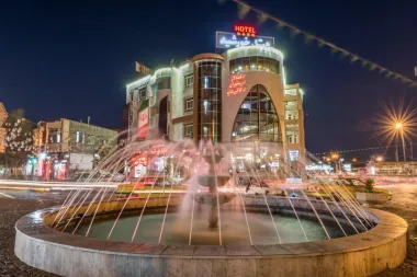 هتل خورشید قم - نمای بیرونی