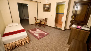 هتل استقلال قم - نمای اتاق