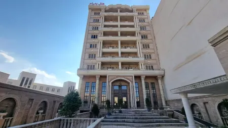 هتل پدرام سرعین - نمای بیرونی 