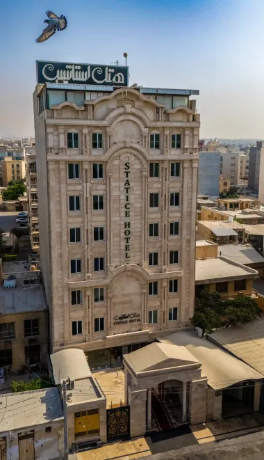 هتل استاتیس بندر عباس - نمای بیرونی 
