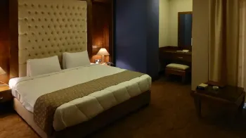 هتل هما بندر عباس - اتاق 2 تخته (1 تخت 2 نفره)