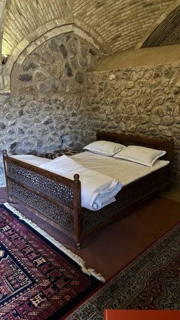 اقامتگاه سنتی مشجری انارک نائین - اتاق 2 تخته (1 تخت 2 نفره)
