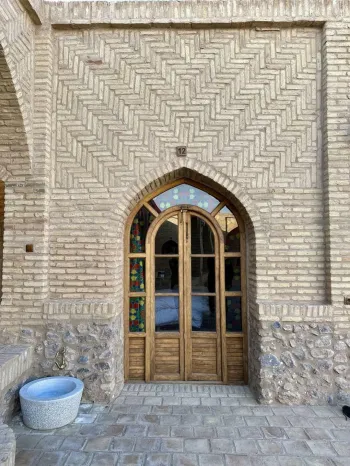 اقامتگاه سنتی مشجری انارک نائین - نمای بیرونی